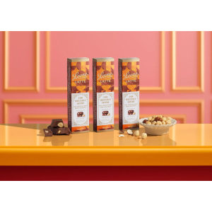 Piena šokolāde ar lazdu riekstiem (Leone, Itālija) 55 g